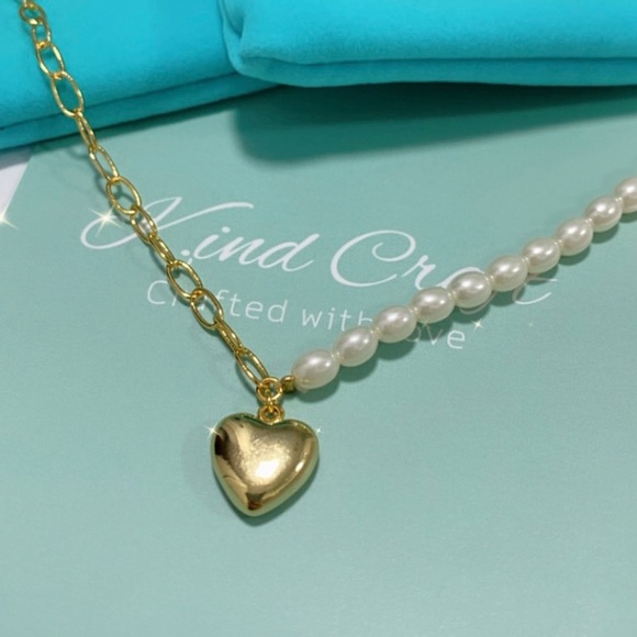 [SOLD] Vermeil pearl heart charm necklace silver plated gold - Picture 4 of 11